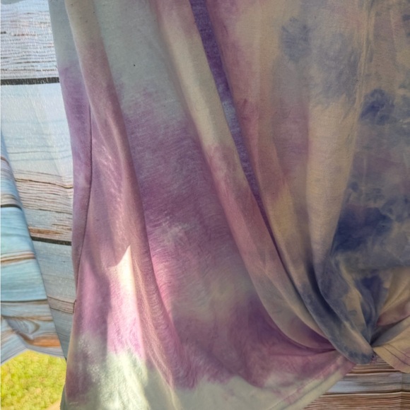 SHEIN Pastel Tie-Dye Top - Picture 3 of 6